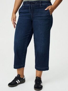 Torrid Crop Weekend Mid-Rise Wide-Leg Jean